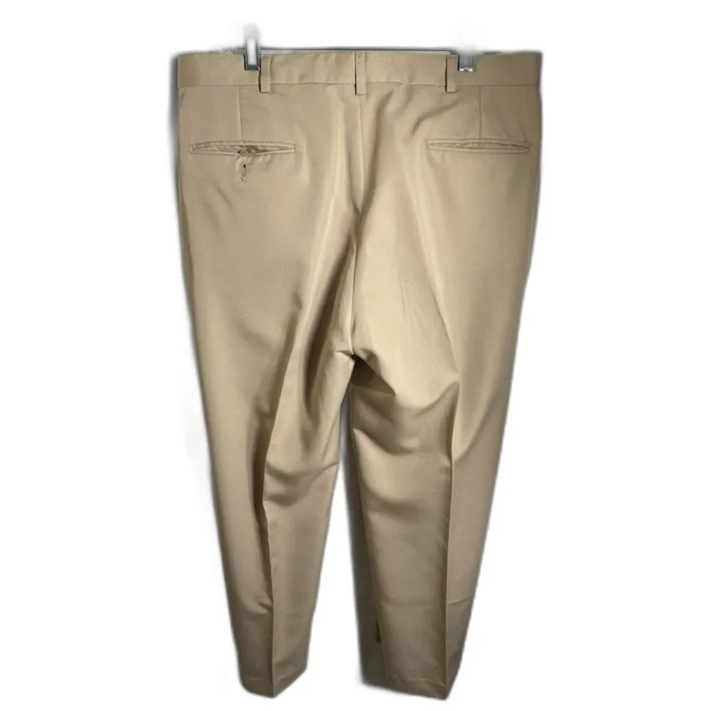 Vintage Towncraft Men’s Tan 2-Piece Suit W36 Pleated Pants Two-Button Blazer